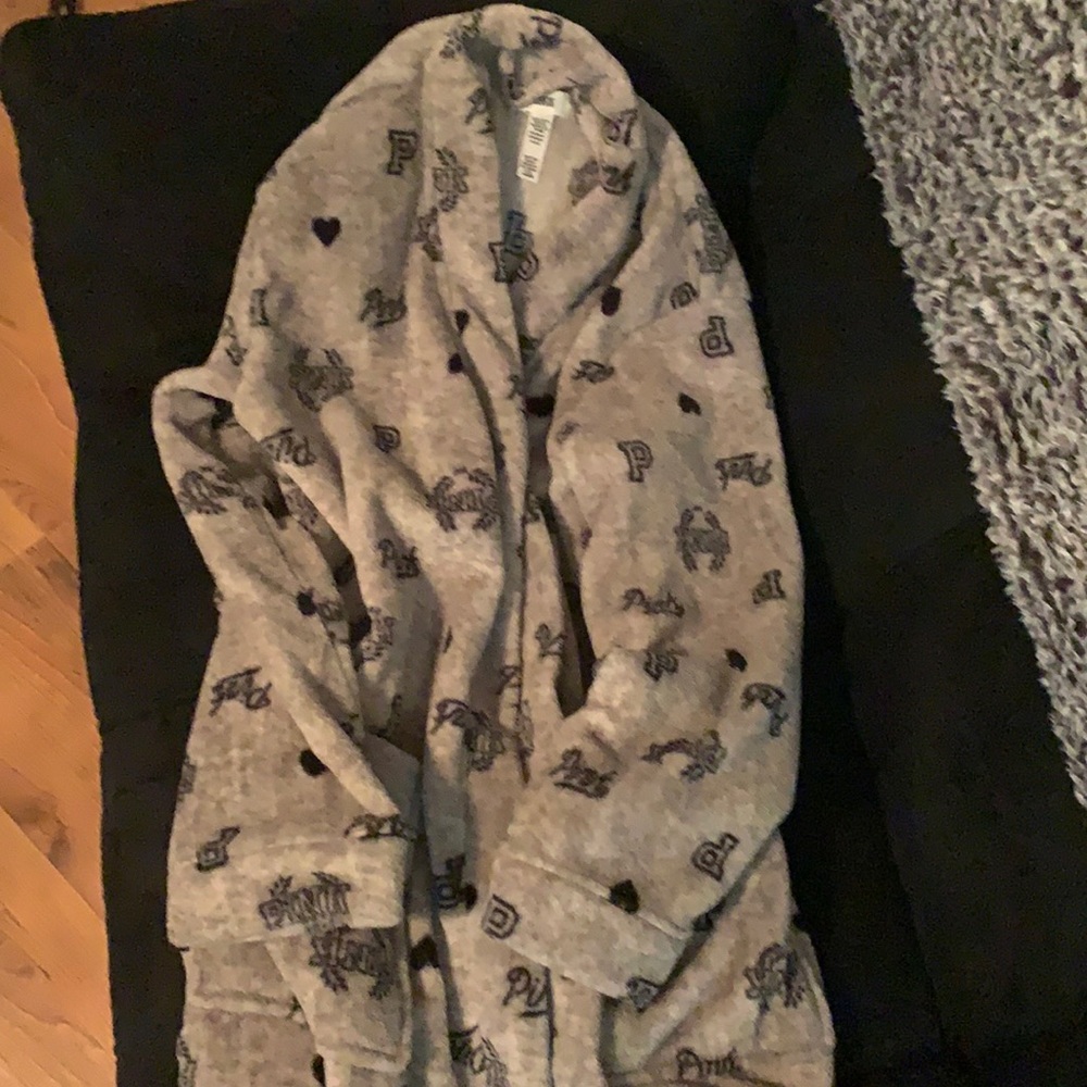 Vs robe